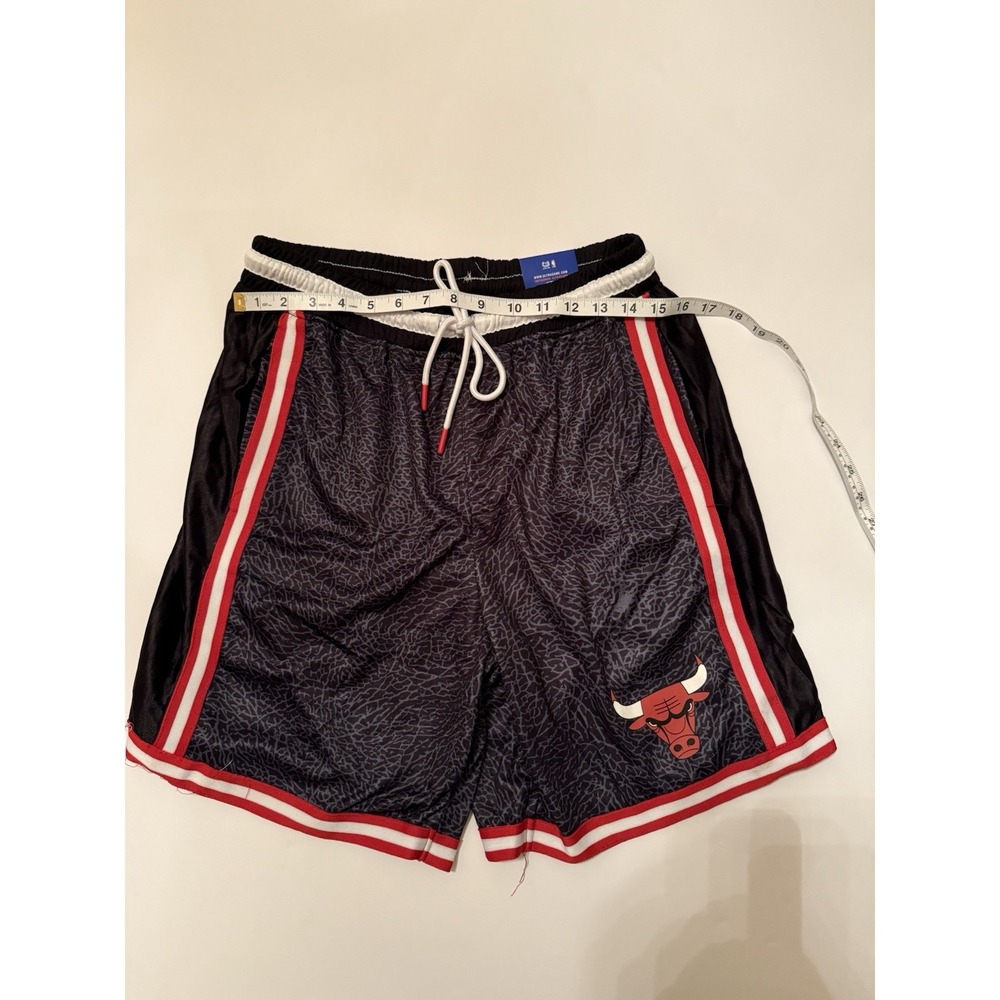 Chicago Bulls Men Medium Basketball Shorts Black Red Ultra Game Licensed NWT